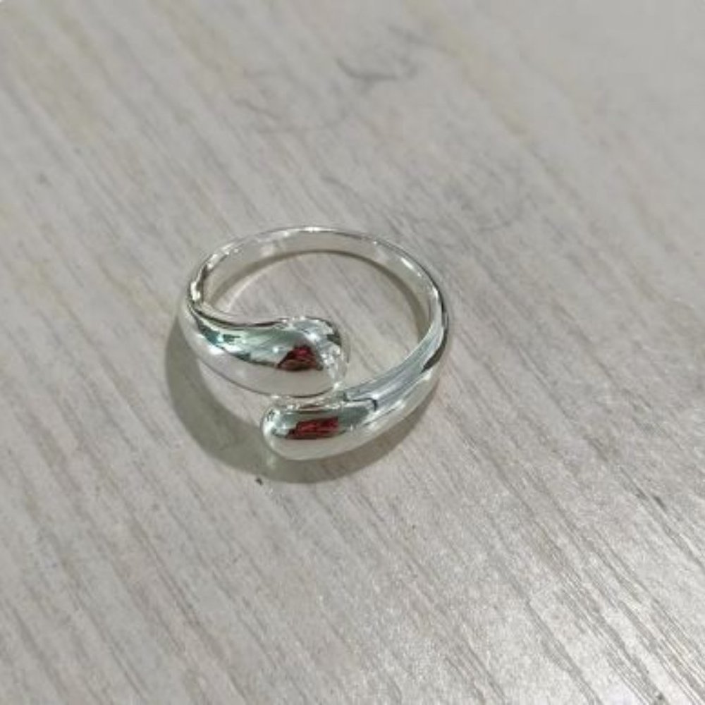 Stamped 925 Sterling Silver Free Form Open Teardrop Sizeable Ring Waterd… - Picture 4 of 5